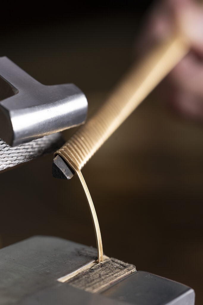 Bvlgari Tubogas : quand un tuyau à gaz devient langage joaillier 26 26 14519a