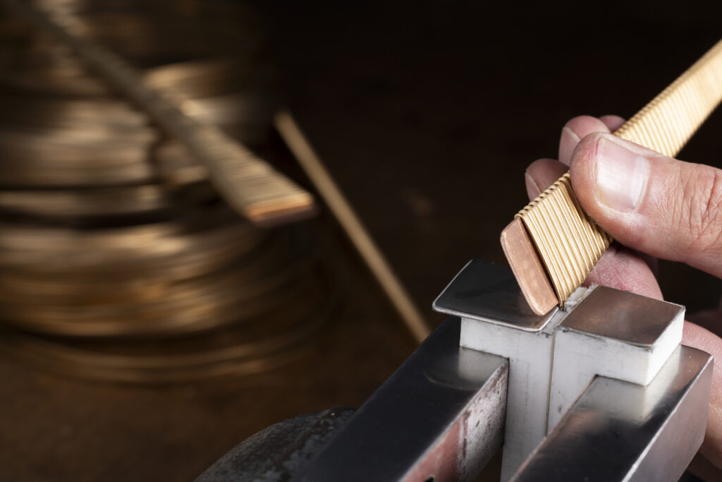 Bvlgari Tubogas : quand un tuyau à gaz devient langage joaillier 28 26 14611a