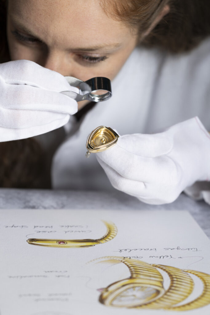 Bvlgari Tubogas : quand un tuyau à gaz devient langage joaillier 44 26 14889 b
