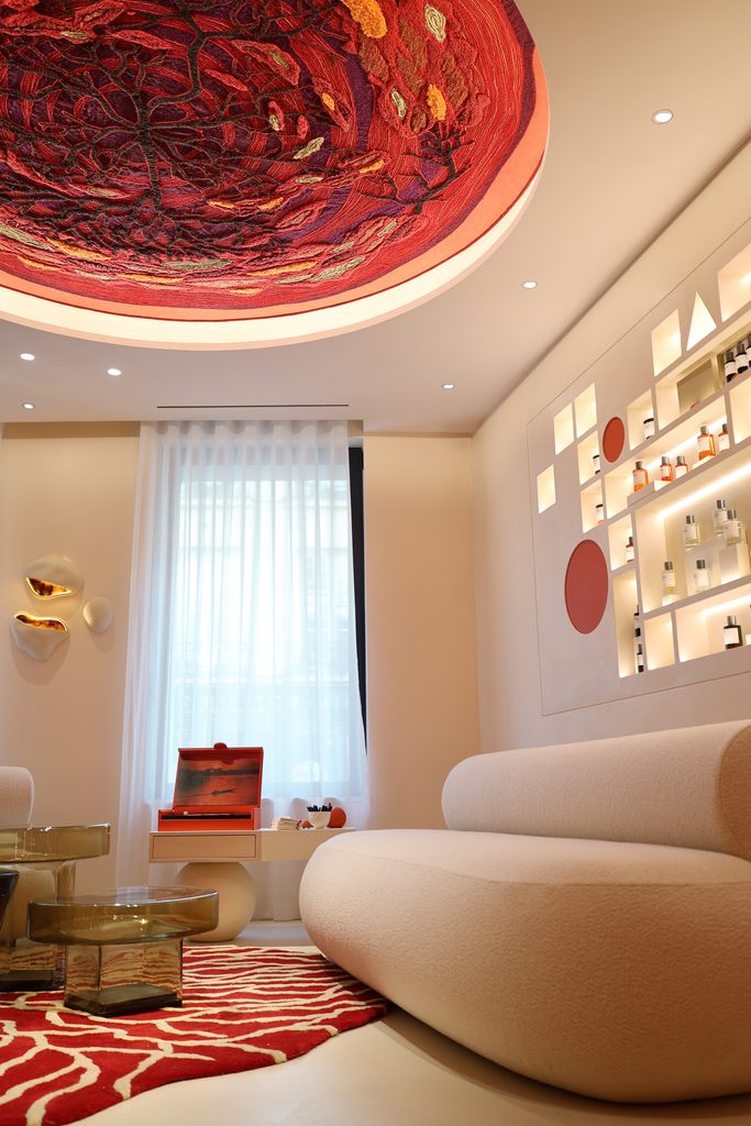 Maison Crivelli inverse l'ordre habituel du luxe : le monde d'abord, la boutique ensuite 27 2Y7A1904