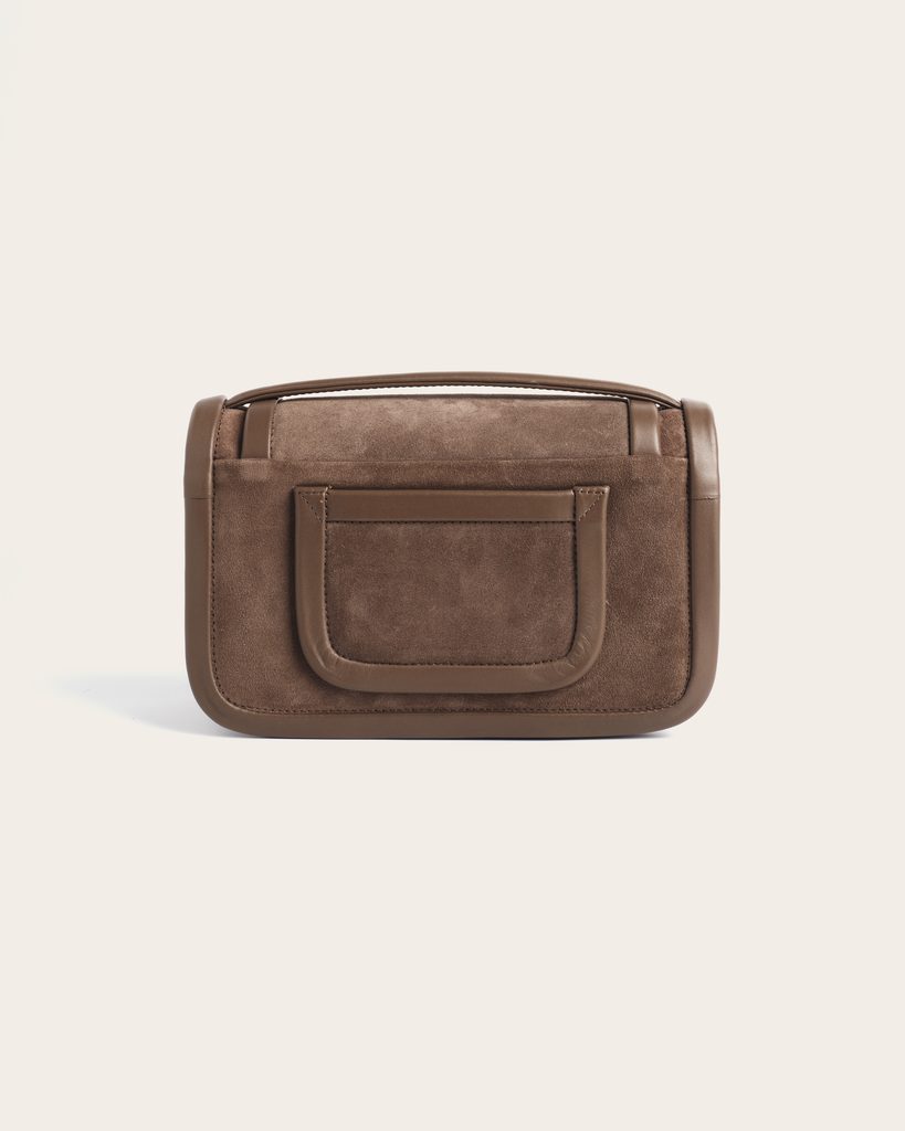 L'Alpha, ou la géométrie comme terrain commun 31 ACBA0698 CSTM 707 SUEDE CALF CALF LIGHT BROWN CAMEL ALPHA MAXI HANDBAG LARGE LEATHER BAG bags6878