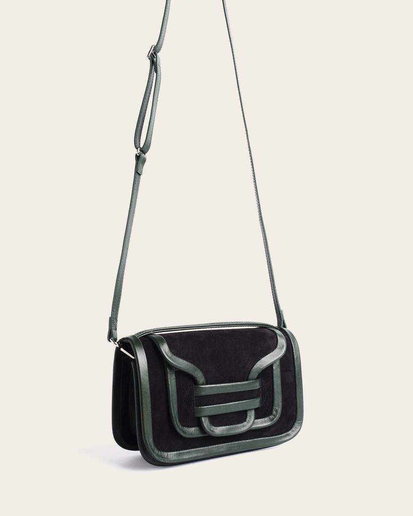 L'Alpha, ou la géométrie comme terrain commun 41 ACBA0699 CSTM 709 SUEDE KID CALF BLACK DAKR GREEN ALPHA MAXI LEATHER BAG bags6915