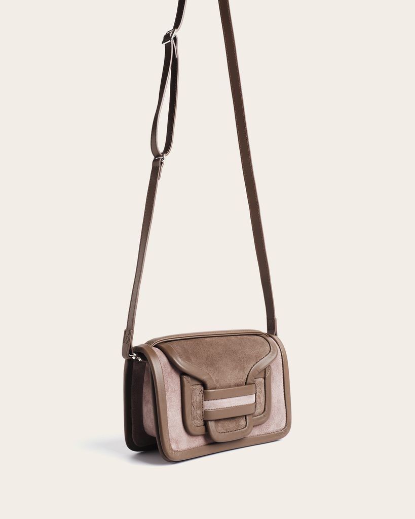 L'Alpha, ou la géométrie comme terrain commun 54 ACBA0700 CSTM 708 SUEDE CALF CALF DUSTY PINK LIGHT BROWN CAMEL ALPHA HANDBAG SMALL LEATHER BAG bags6927