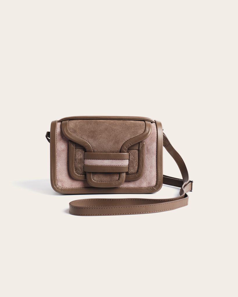 L'Alpha, ou la géométrie comme terrain commun 55 ACBA0700 CSTM 708 SUEDE CALF CALF DUSTY PINK LIGHT BROWN CAMEL ALPHA HANDBAG SMALL LEATHER BAG bags6931