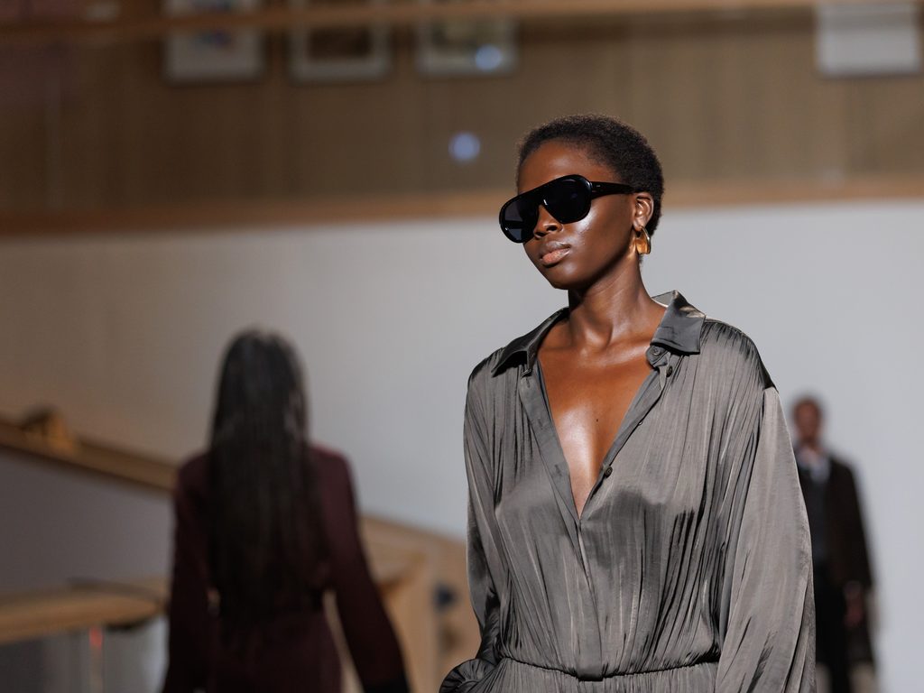 M&S entre dans la légende de la Fashion Week de Londres avec un siècle d'archives 29 AIT0671 1