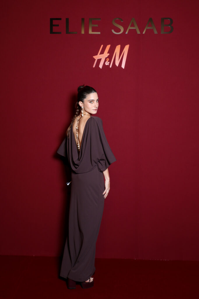 Elie Saab et H&M : une robe de mariée dévoilée en musique au Palais Brongniart 129 Ana Karina Loynaz