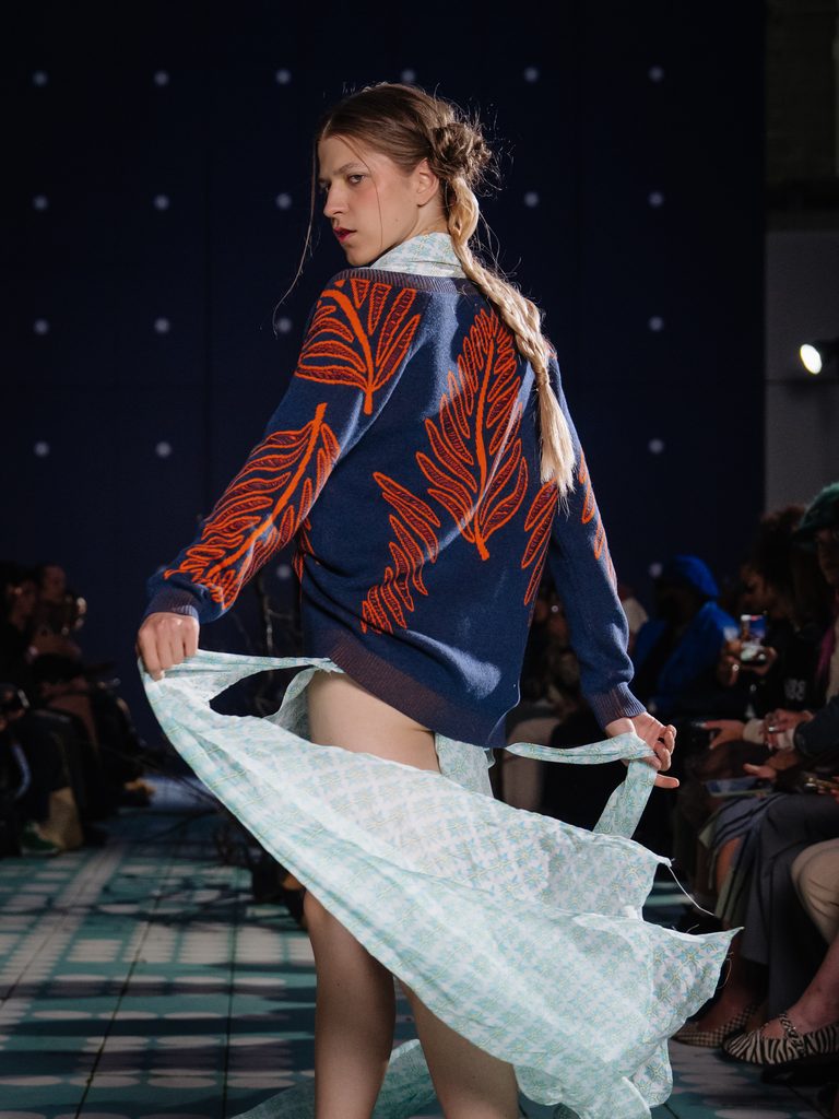 ANCIELA fait de la relation mère-fille le miroir de notre lien à la Terre 65 Anciela SS27 Runway1 by MarcusHartelt for LFW 41