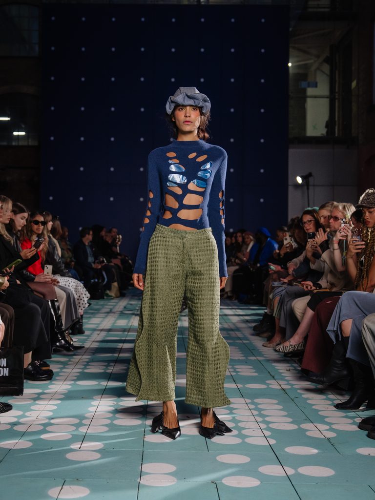 ANCIELA fait de la relation mère-fille le miroir de notre lien à la Terre 66 Anciela SS27 Runway1 by MarcusHartelt for LFW 42 768x1024 1