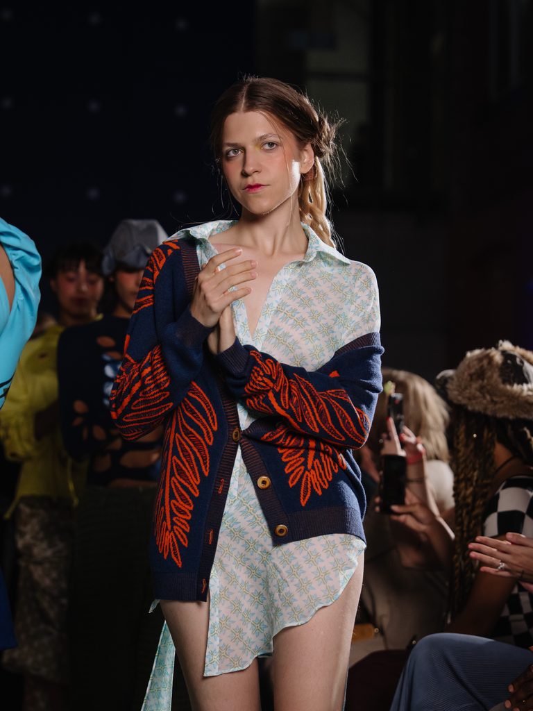 ANCIELA fait de la relation mère-fille le miroir de notre lien à la Terre 81 Anciela SS27 Runway1 by MarcusHartelt for LFW 57