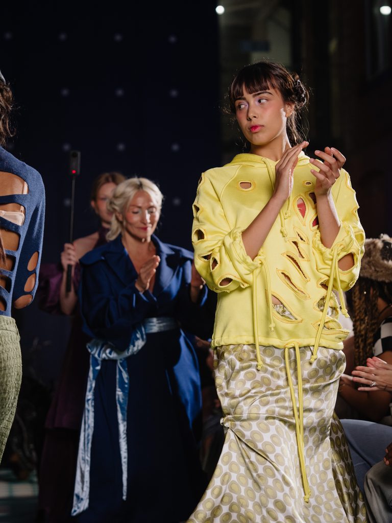 ANCIELA fait de la relation mère-fille le miroir de notre lien à la Terre 83 Anciela SS27 Runway1 by MarcusHartelt for LFW 59