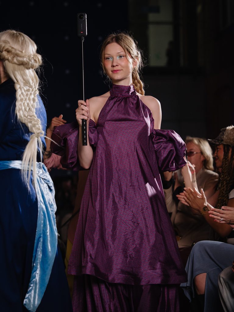 ANCIELA fait de la relation mère-fille le miroir de notre lien à la Terre 85 Anciela SS27 Runway1 by MarcusHartelt for LFW 61 768x1024 1