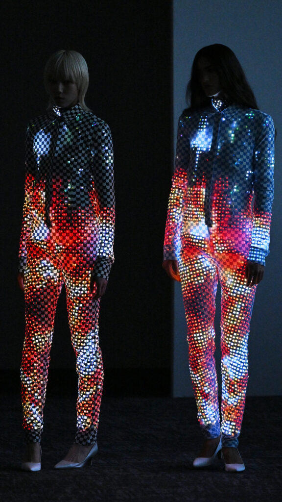 ANREALAGE SS27 : SKIN, quand le vêtement devient une surface en mutation 58 Anrealage 9x16 Look 0034