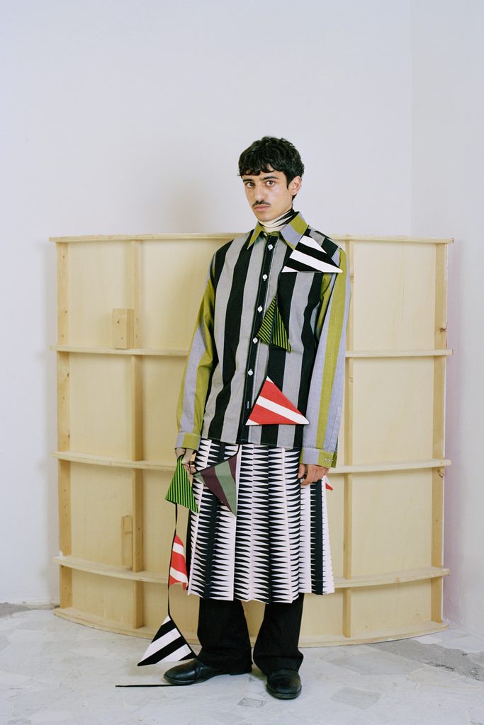 Arthur Arbesser recycle ses archives et invente une mode qui s'arrête quand le tissu s'épuise 30 ArthurArbesser FW26 LOOK 06©ClaudiaFerri