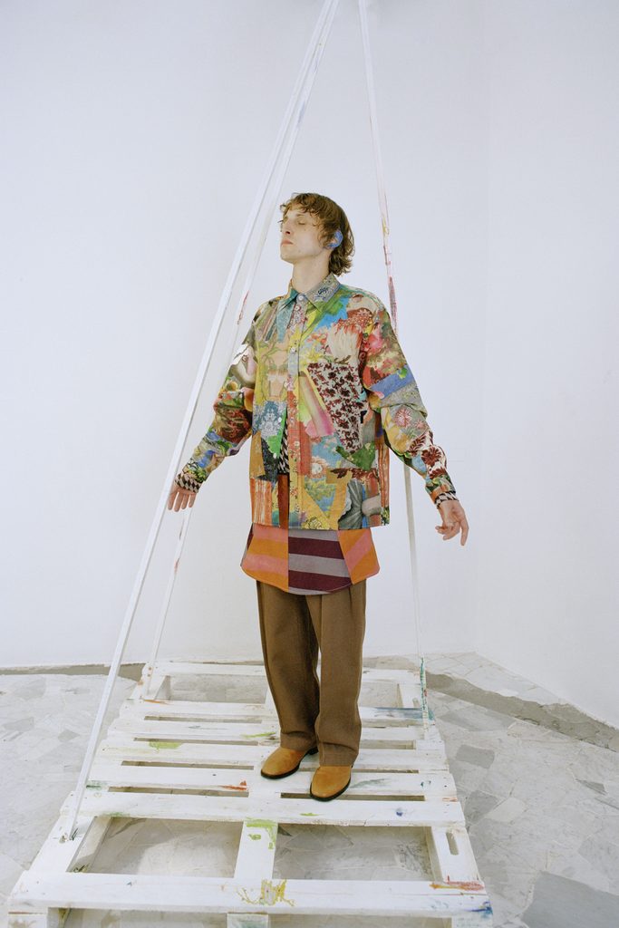 Arthur Arbesser recycle ses archives et invente une mode qui s'arrête quand le tissu s'épuise 37 ArthurArbesser FW26 LOOK 13©ClaudiaFerri