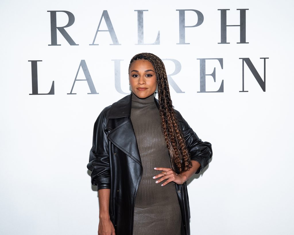 Ralph Lauren choisit la retenue, et convoque le monde entier pour la regarder 54 BFA 55413 8119051