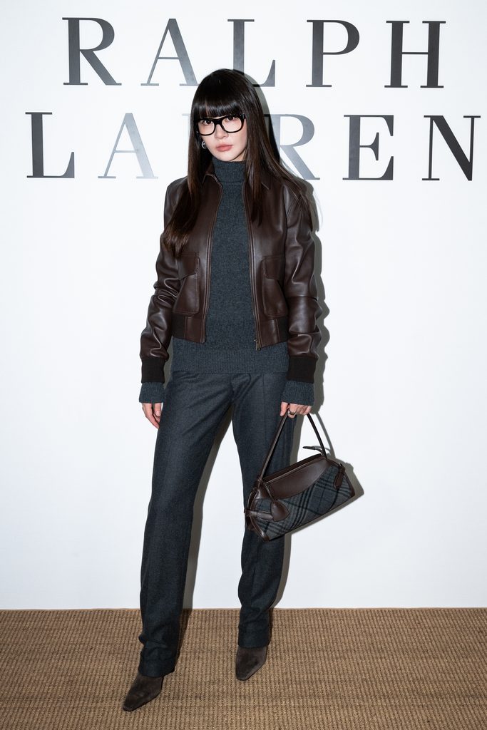 Ralph Lauren choisit la retenue, et convoque le monde entier pour la regarder 59 BFA 55413 8119056