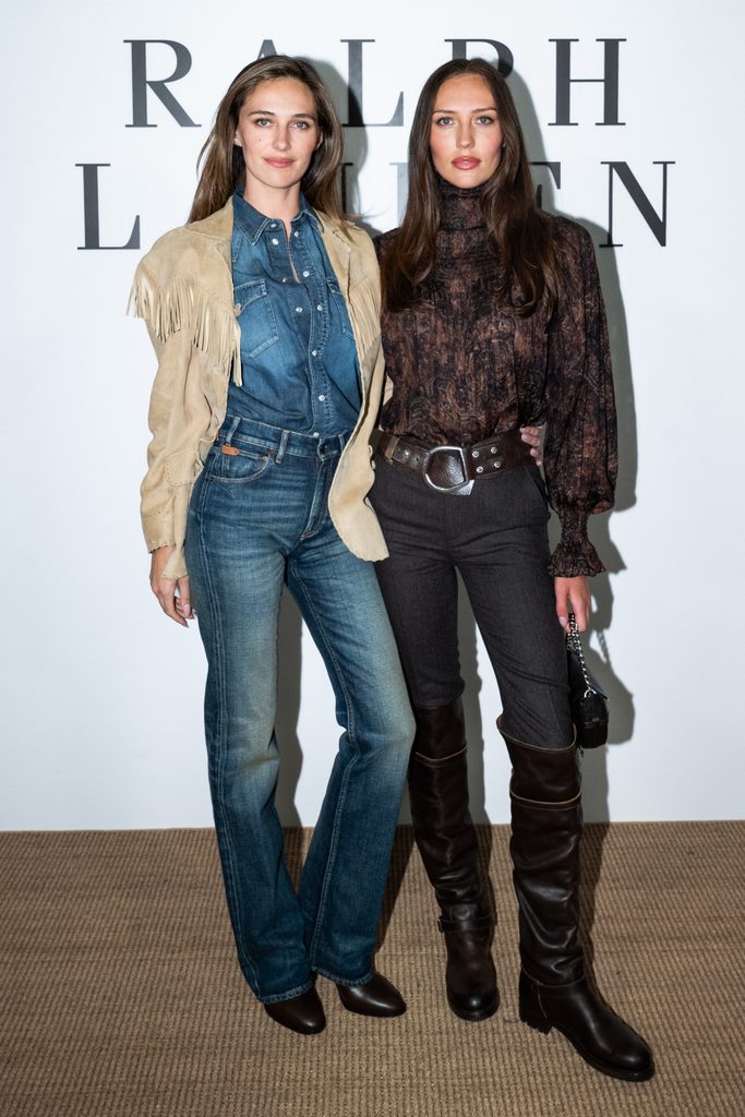 Ralph Lauren choisit la retenue, et convoque le monde entier pour la regarder 76 BFA 55413 8119073
