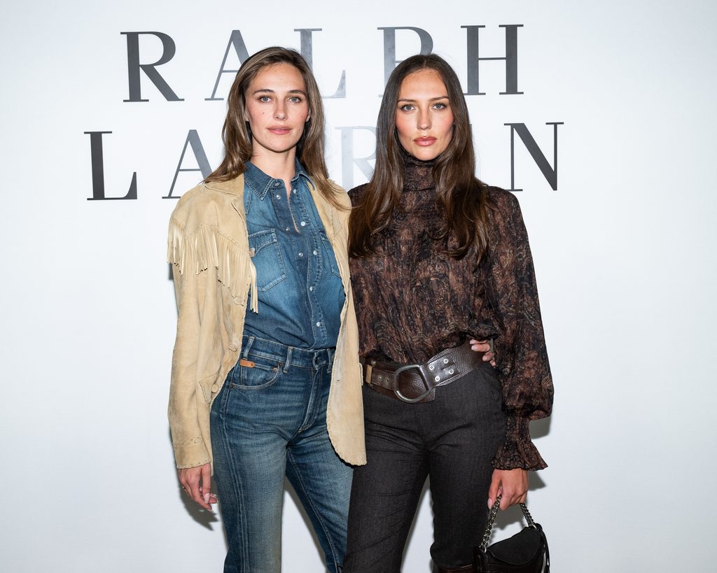 Ralph Lauren choisit la retenue, et convoque le monde entier pour la regarder 77 BFA 55413 8119074