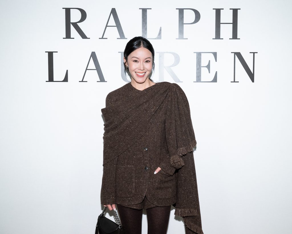 Ralph Lauren choisit la retenue, et convoque le monde entier pour la regarder 87 BFA 55413 8119084