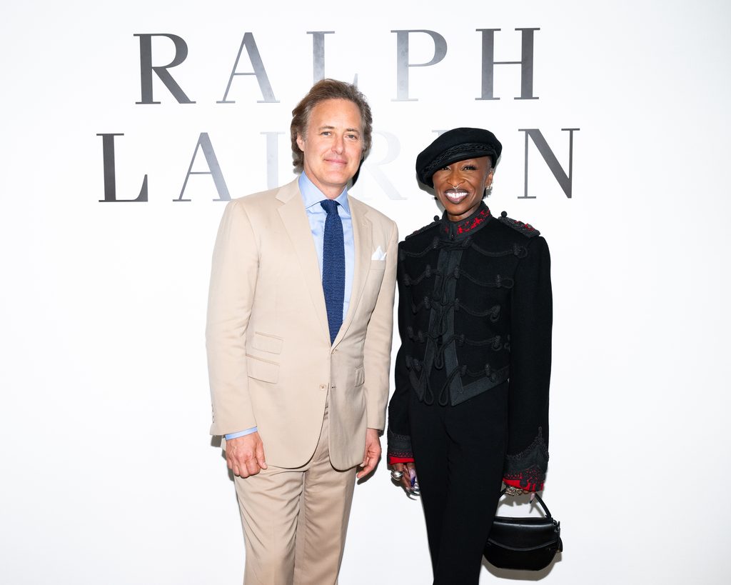 Ralph Lauren choisit la retenue, et convoque le monde entier pour la regarder 92 BFA 55413 8150125