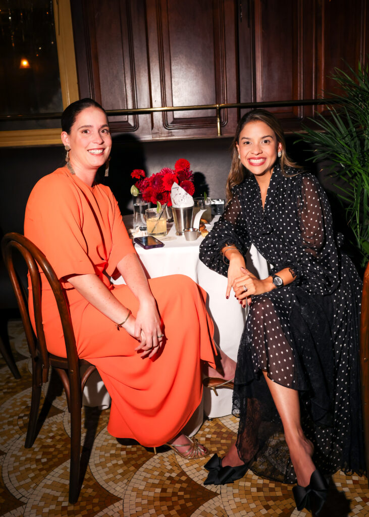 Carolina Herrera fête ses 45 ans avec Warhol, le New Yorker et Taffin 54 BFA 55764 8169548