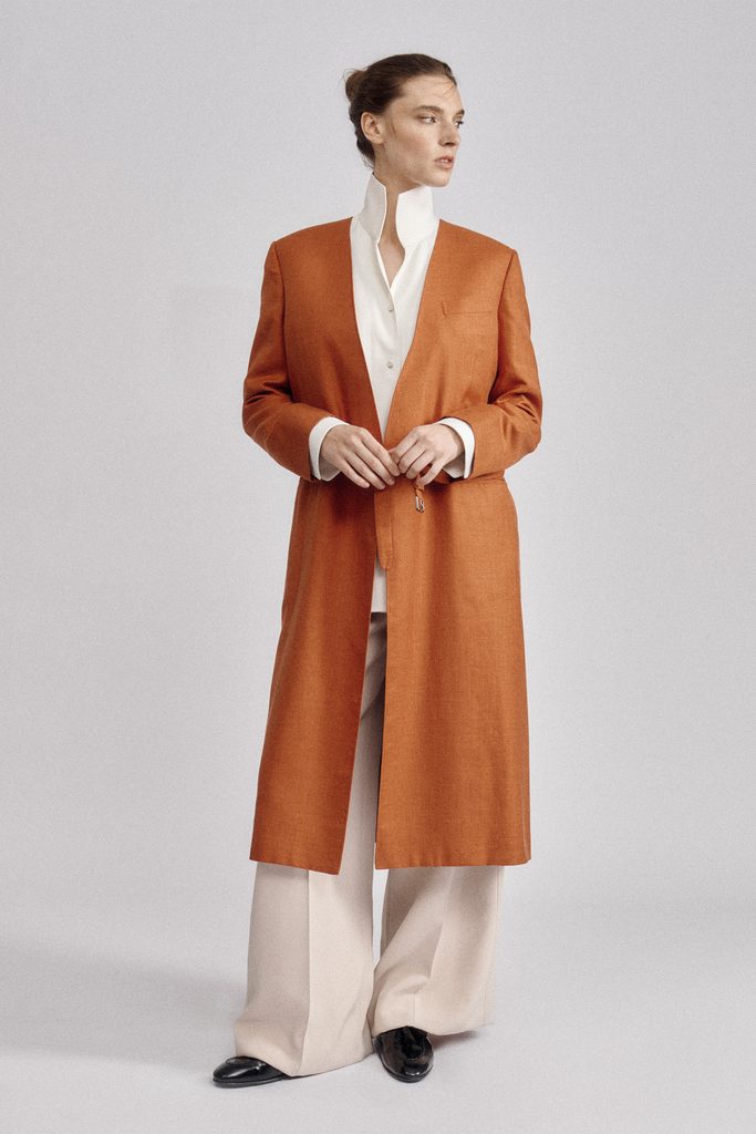 Brioni, l'atelier comme grammaire du sur-mesure féminin 25 Brioni SS27 LaDonnaAtelier 05