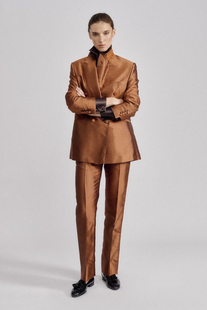 Brioni, l'atelier comme grammaire du sur-mesure féminin 39 Brioni SS27 LaDonnaAtelier 11