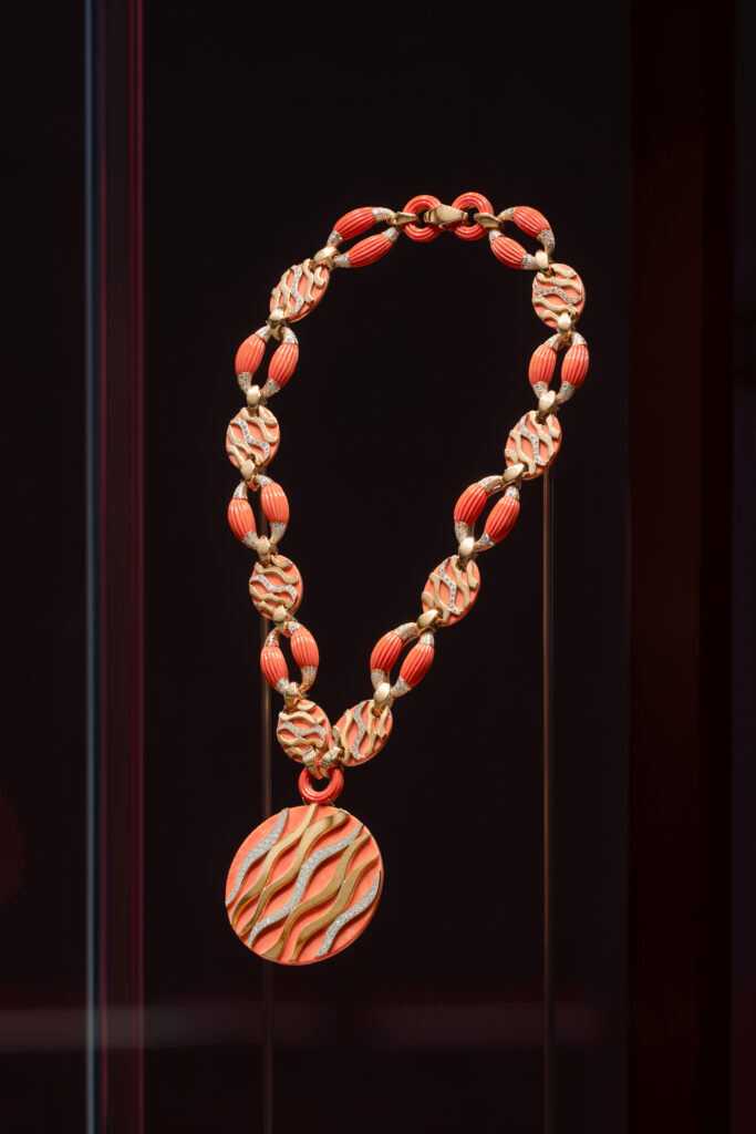 À Shanghai, Bvlgari fait de la couleur un langage diplomatique 93 CRS 7761