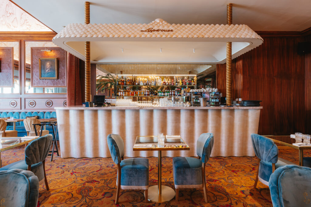 Café Lapérouse s'installe à La Vallée Village : l'art de vivre parisien fait escale 44 Cafe Laperouse mainroom 17