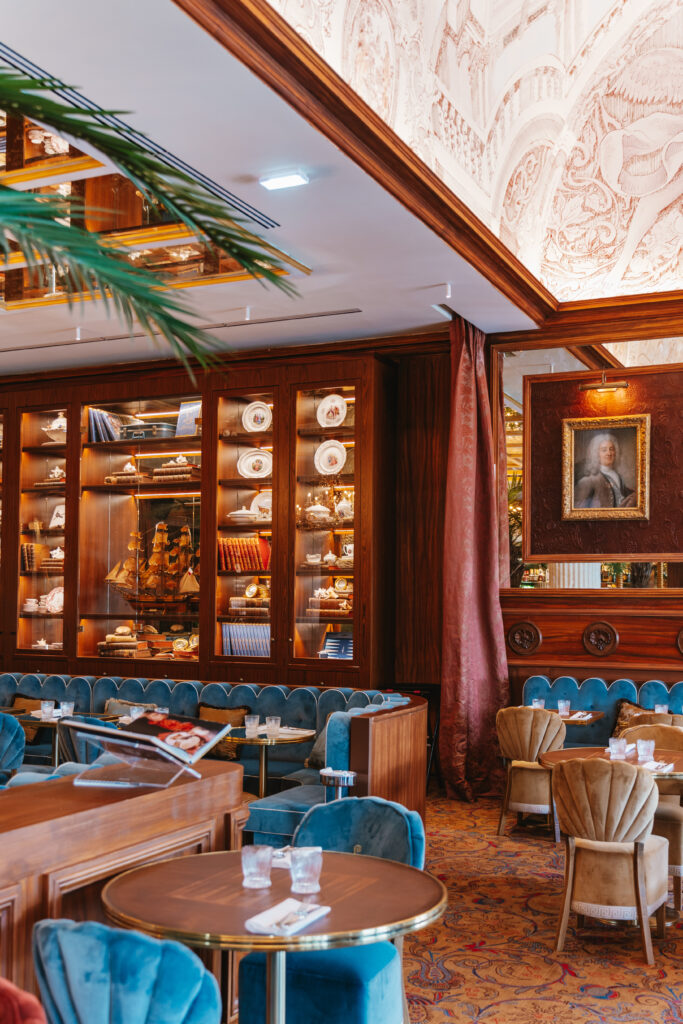 Café Lapérouse s'installe à La Vallée Village : l'art de vivre parisien fait escale 83 Cafe Laperouse mainroom 59