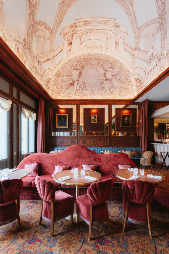Café Lapérouse s'installe à La Vallée Village : l'art de vivre parisien fait escale 36 Cafe Laperouse mainroom 6