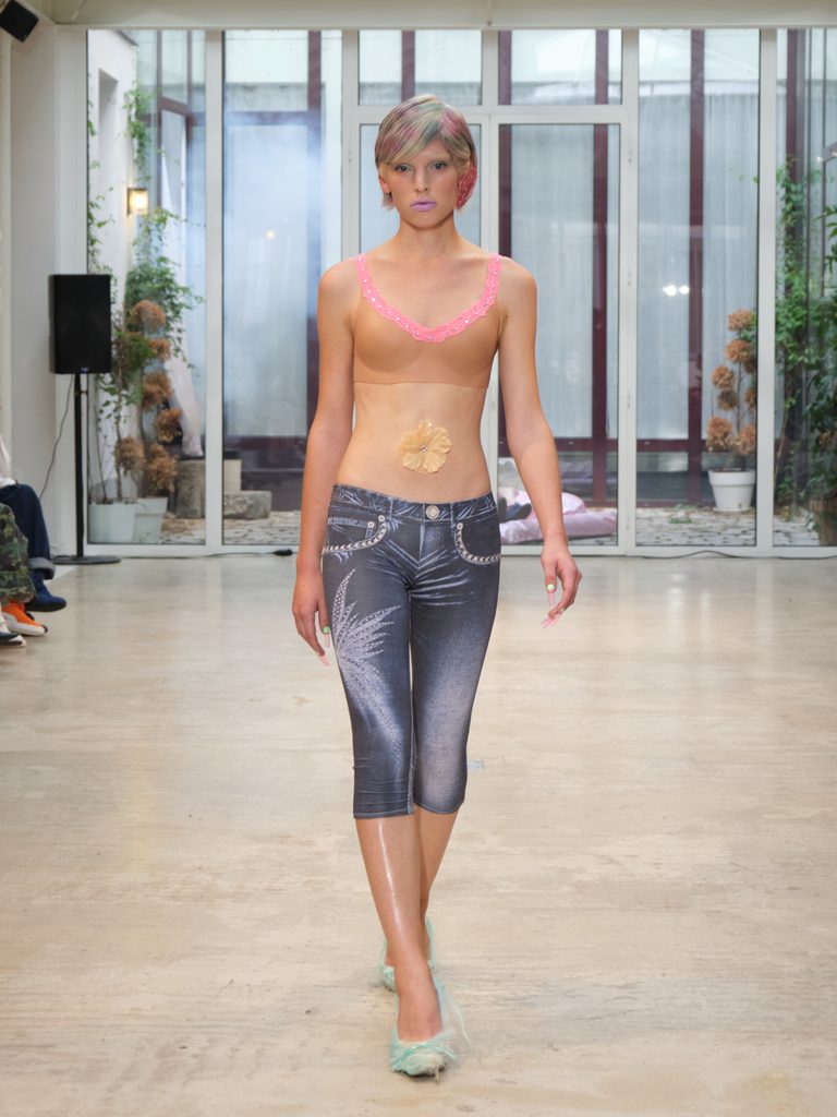 LEAWALD, Pop Mutation : quand la lingerie devient un langage 27 DSCF9231 768x1024 1