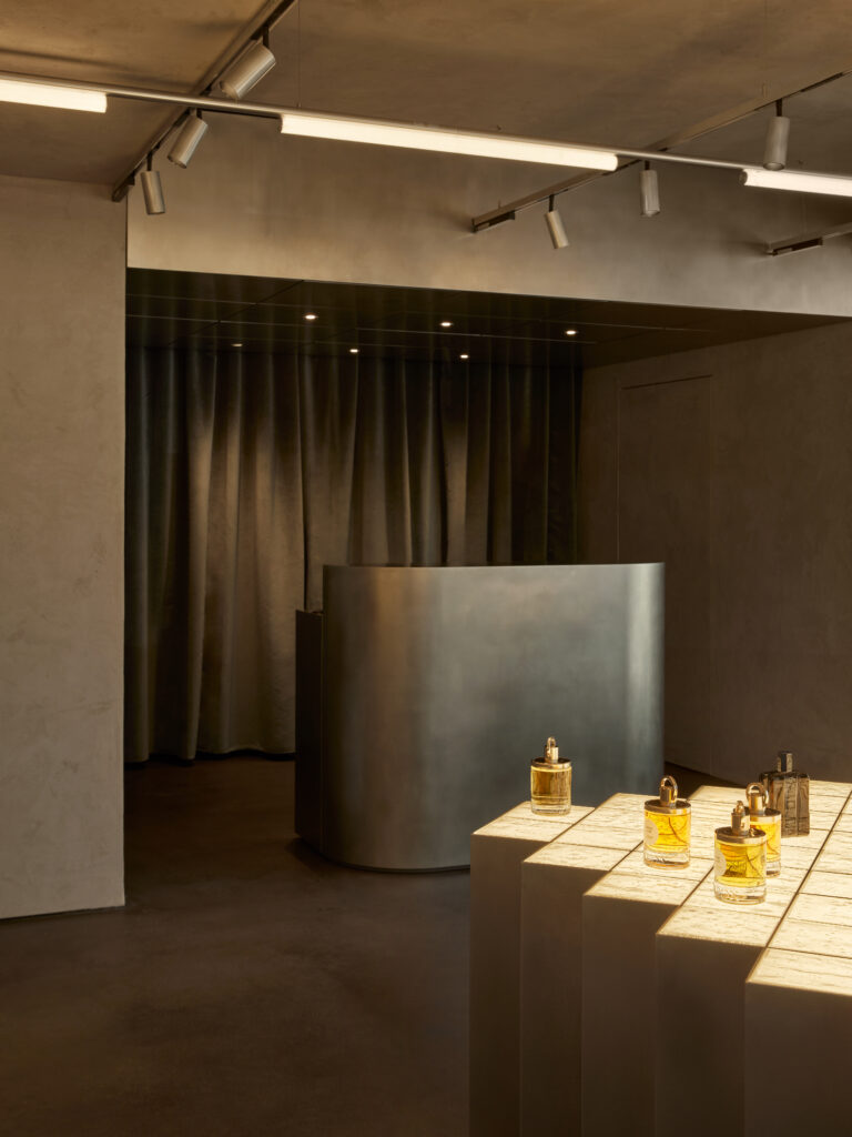 À Monaco, Caron installe le parfum au rang d'art contemporain 31 E0A3848 3x4 CopyrightPaulRiddle