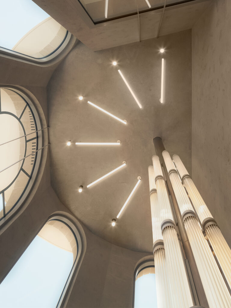 À Monaco, Caron installe le parfum au rang d'art contemporain 36 E0A4004 3x4 CopyrightPaulRiddle