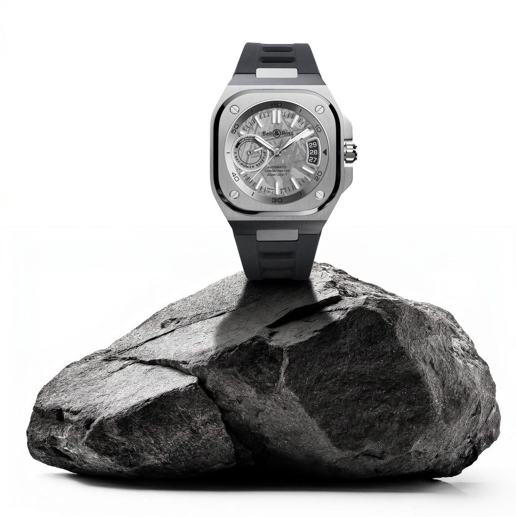 Bell & Ross BR-X5 Météorite : Cadran Muonionalusta et Calibre COSC 30 Echelle AdobeStock 1856878469 Topaz Gigapixel 2x