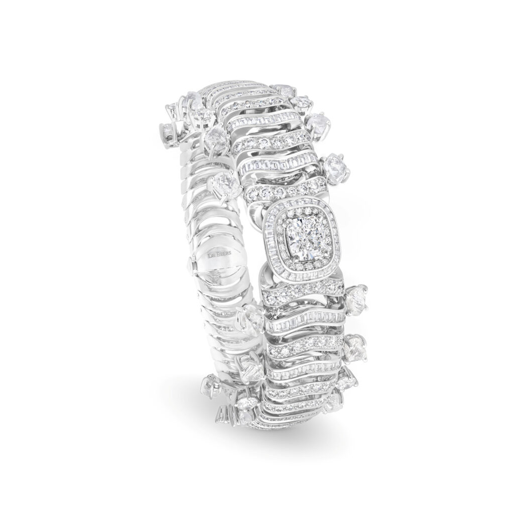 De Beers London : Vibrations fait de l’eau une matière joaillière 38 Echo Bracelet B10512320A318 B10512320A318 2 3