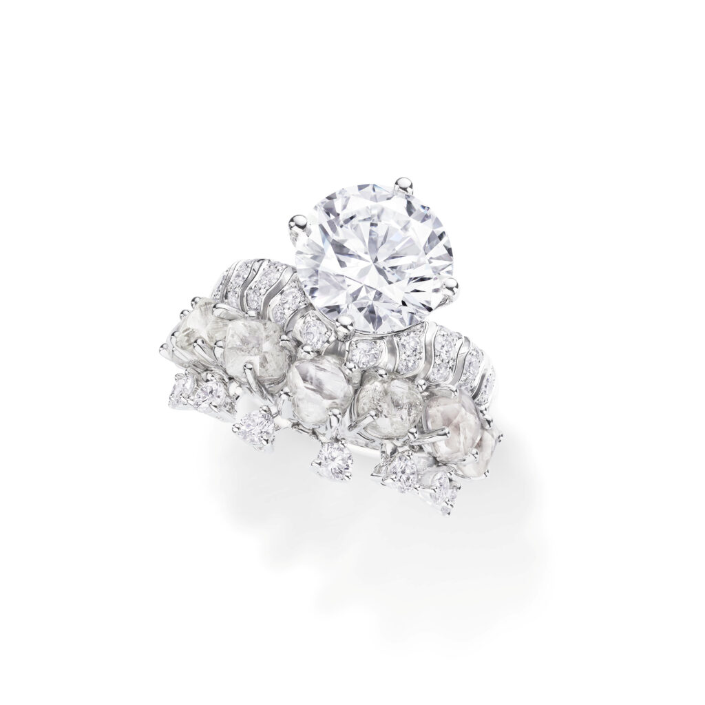 De Beers London : Vibrations fait de l’eau une matière joaillière 47 Echo Ring 2