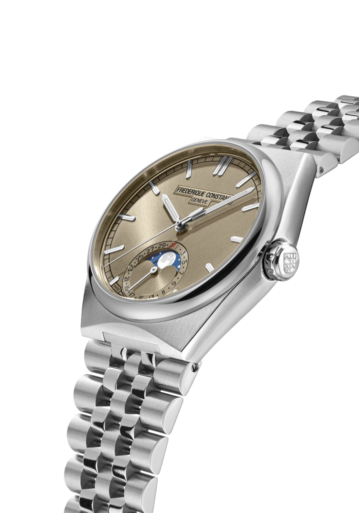 Frederique Constant loge la lune dans un boîtier sport-chic 53 FC 716RG3NH6 Side Extra Bracelet