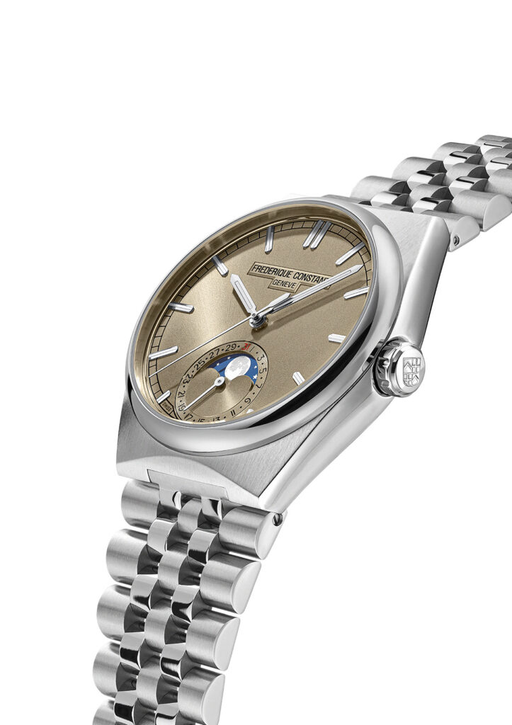 Frederique Constant loge la lune dans un boîtier sport-chic 45 FC 716RG3NH6 Side Web Extra Bracelet