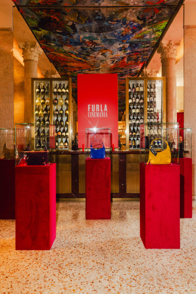 Furla Cinemania : quand un sac déclenche une première de cinéma 26 Furla Cinemania 7