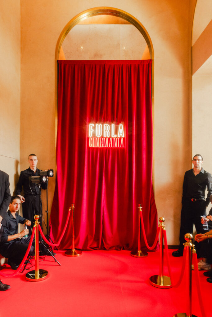 Furla Cinemania : quand un sac déclenche une première de cinéma 32 Furla Cinemania 8