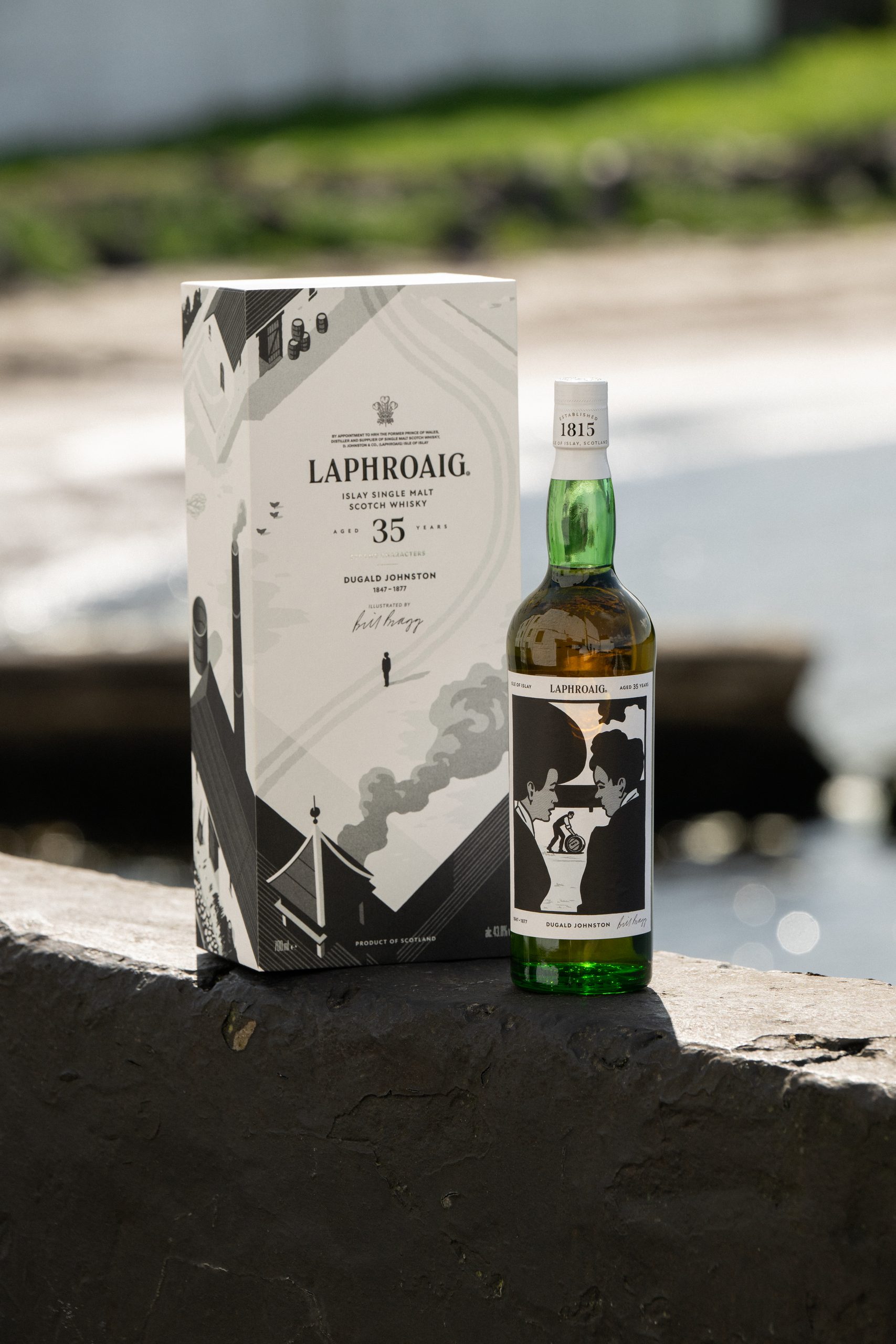 Laphroaig Strong Characters Chapter Two、35年