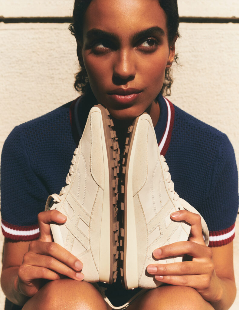 Hogan, 40 ans d'une sneaker qui a inventé un nouveau luxe 67 HOGAN ADV 226 220X285 HOGAN SP DONNA PE26 MAIN W3