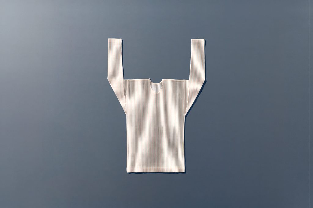 Homme Plissé Issey Miyake fait dialoguer le plissé et les papiers découpés de Matisse 52 HOMME PLISSE ISSEY MIYAKE for Tate 12