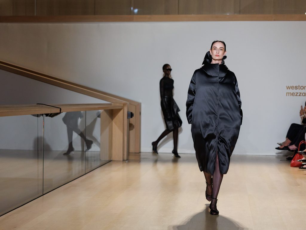 M&S entre dans la légende de la Fashion Week de Londres avec un siècle d'archives 43 IKA1470 1