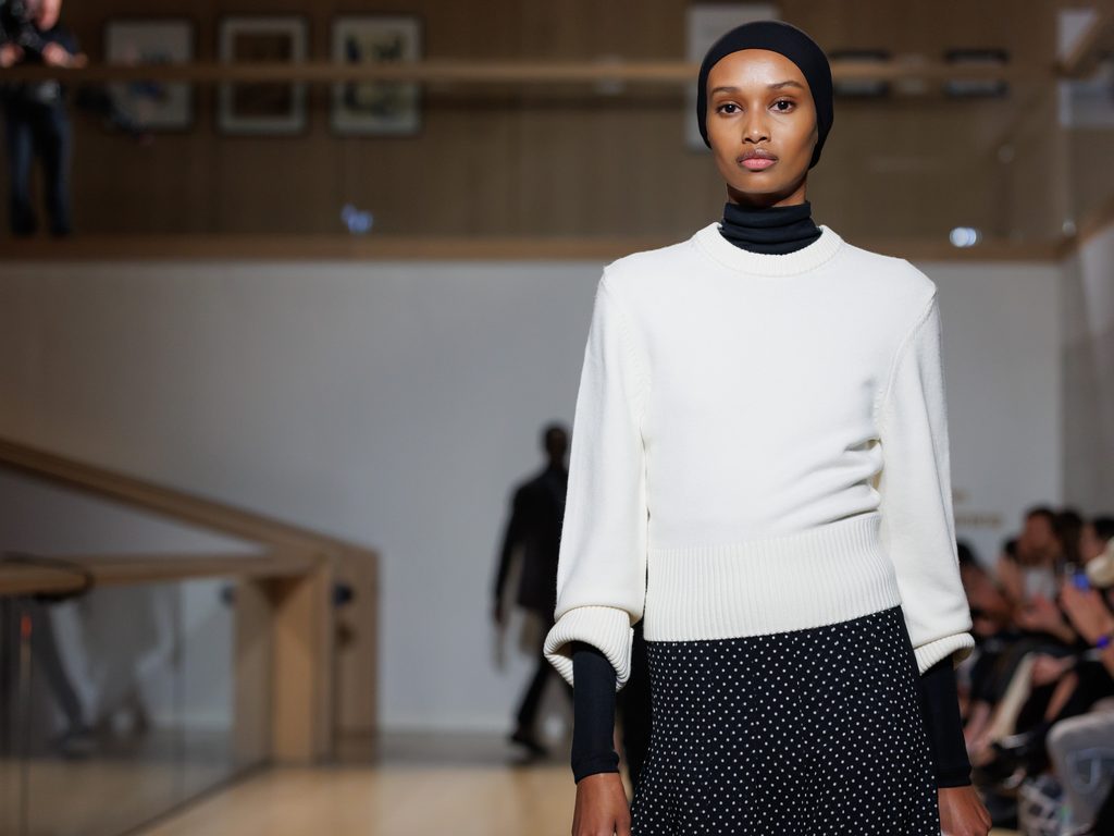 M&S entre dans la légende de la Fashion Week de Londres avec un siècle d'archives 49 IKA1525 1