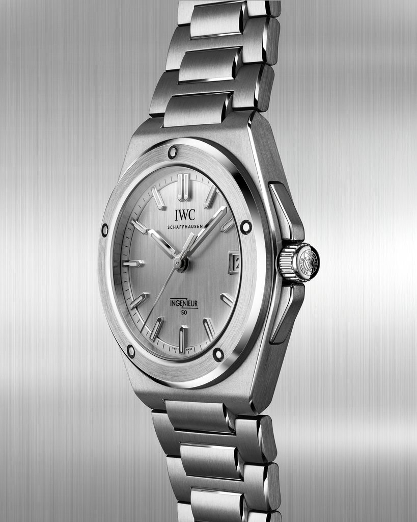 IWC Ingenieur : 50 ans après Gérald Genta, l'hommage à un échec devenu icône 28 INGENIEUR 50 5