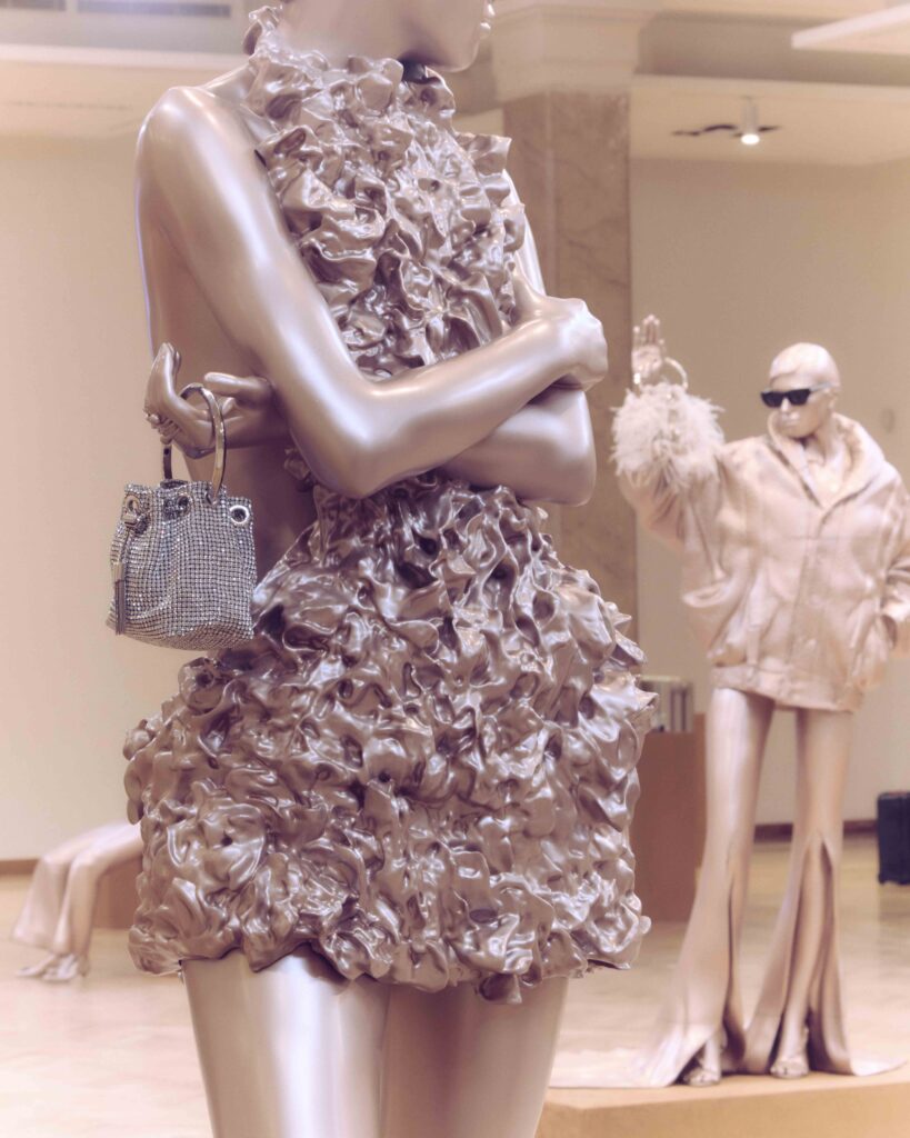 Jimmy Choo Printemps-Été 2027 : l'art de ne jamais choisir 37 JIMMY CHOO PRESS DAY 6 1MB