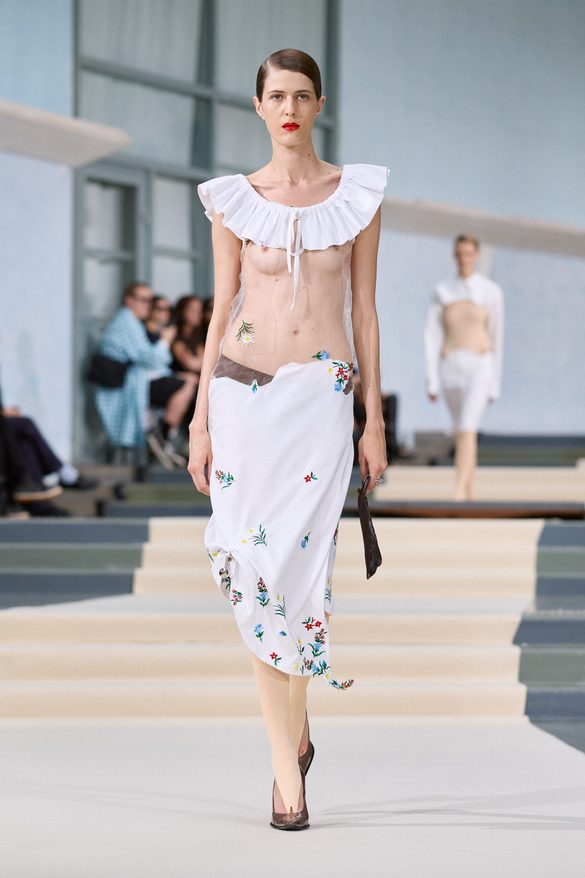 Julie Kegels ss27 runway press look 03