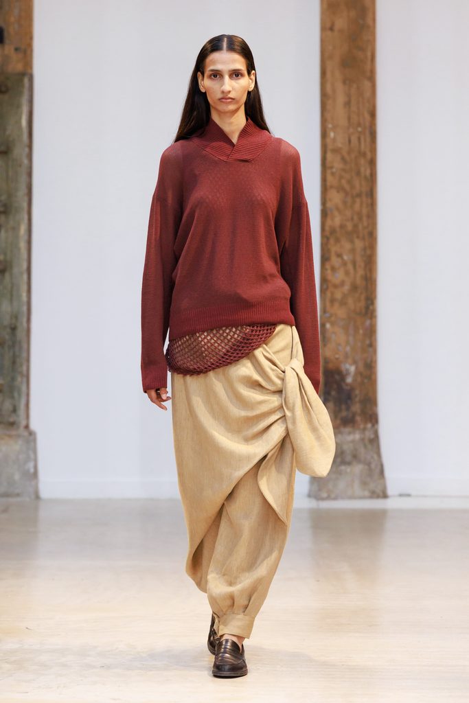 Vautrait printemps-été 2027 : nœuds de voile et palette de bord de mer, présentés à Paris 35 LOOK 11